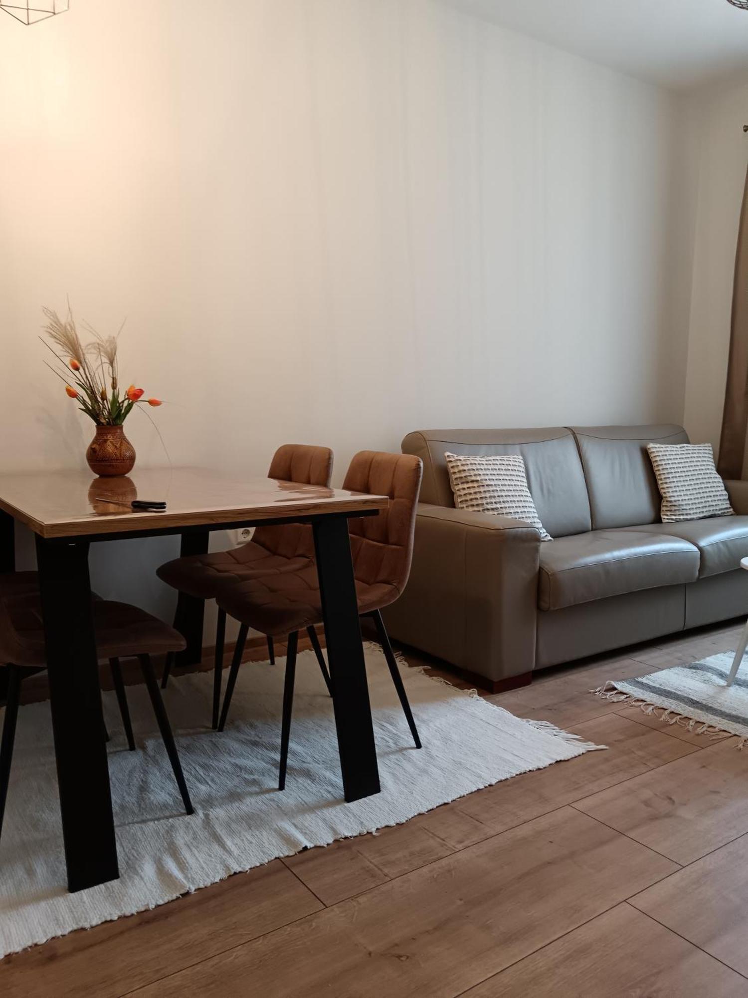 Guest House Klaudija Трогір Екстер'єр фото